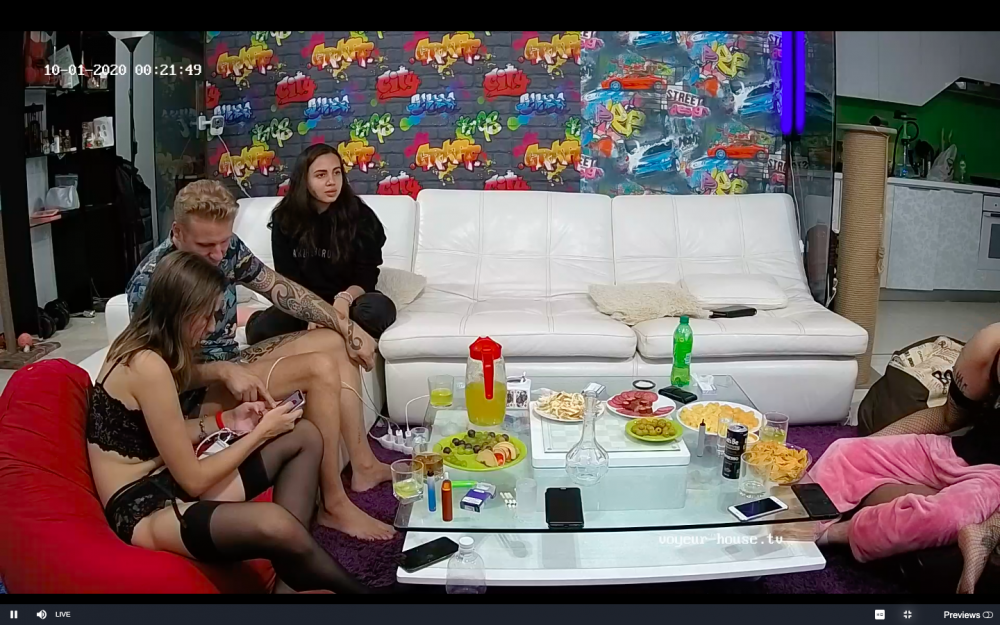 Screenshot 2020-09-30 at 22.22.19.png