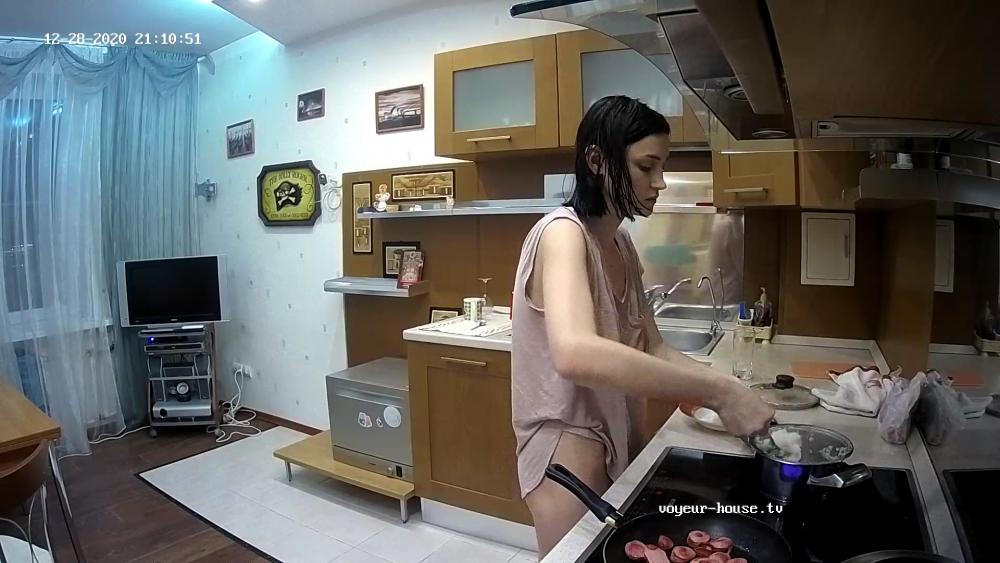 JOANNA.thumb.jpe.2af479b2907507bc99cb25c2a370dd6d.jpe