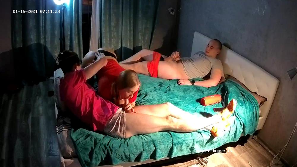 JENNIFER12.thumb.jpe.71738c5693baab7bf573766a2ae7d94e.jpe