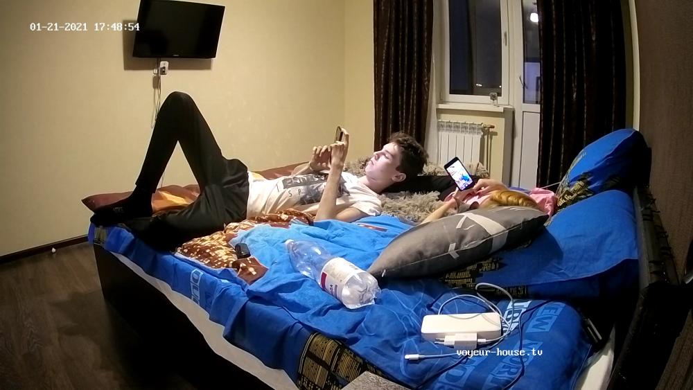 KEN1.thumb.jpe.22aaee2bfa6632a1f7d0977c2d73ca3b.jpe