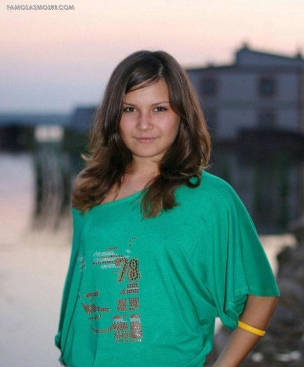 Side by Side - dressed undressed_021.jpg